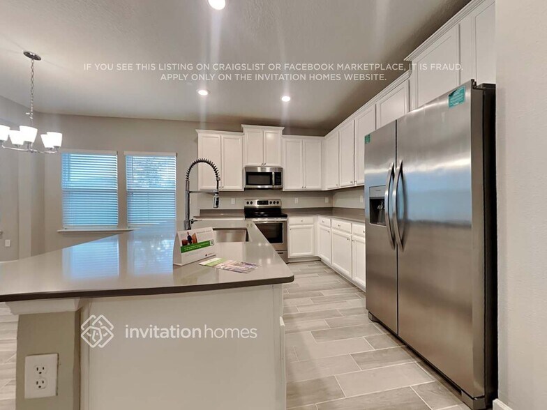 Building Photo - 7935 Chamomile Ct
