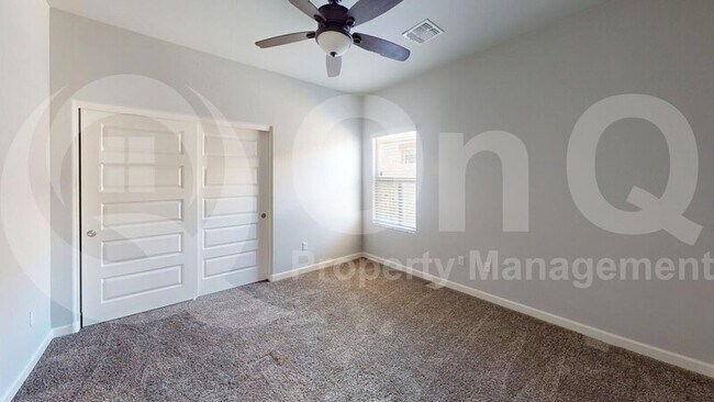 Building Photo - 1105 W Still Meadows Ln