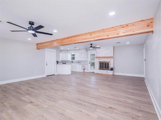 Building Photo - 2008 10th St