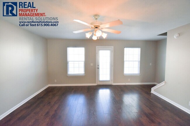 Building Photo - Great 3 bedroom townhome off S. Church!