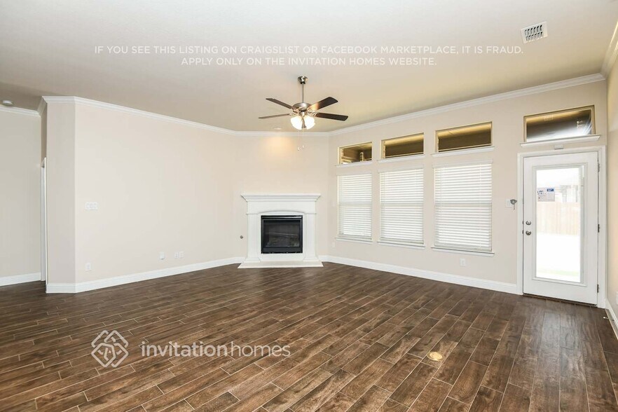 Building Photo - 229 Cross Fox Ln