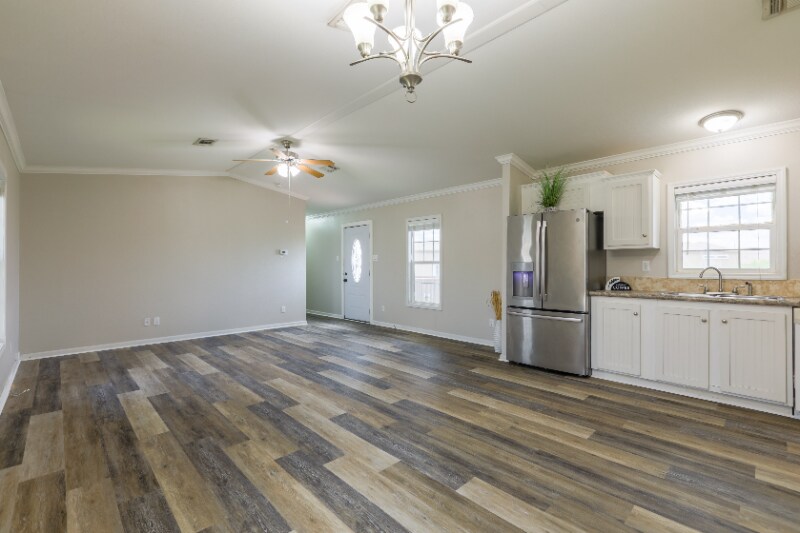 Building Photo - 7151 Woodlake Pkwy