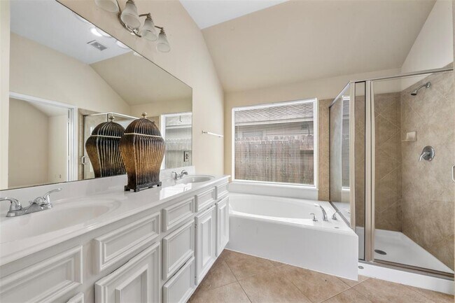 Building Photo - 2815 Everhart Terrace Dr