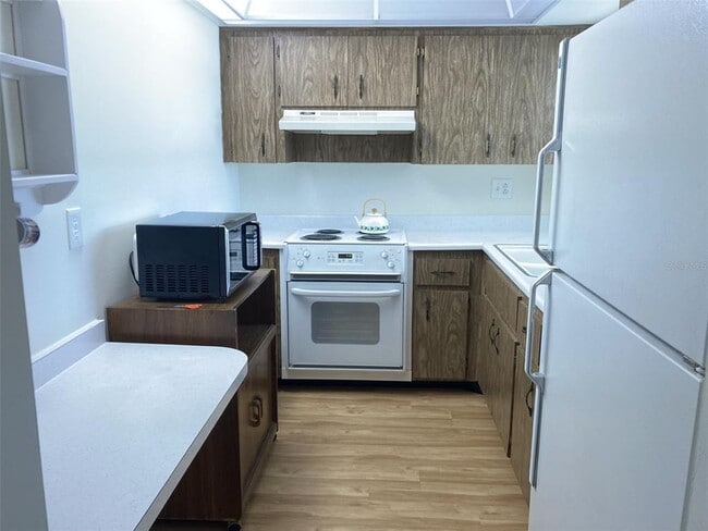 Building Photo - 6110 Coral Way