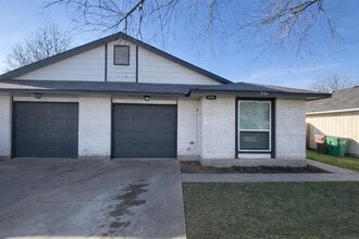 Building Photo - 2134 Redwing Way