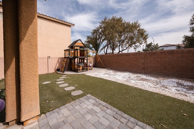 Building Photo - 8253 Arden Landing Pl