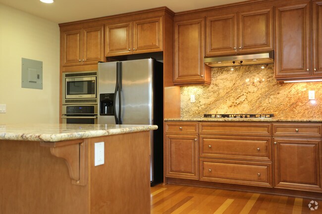 Kitchen - Orange Grove Circle