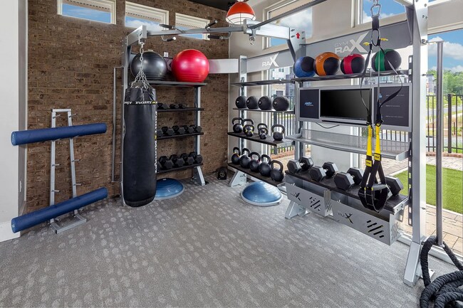 Building Photo - 5025 Wembley Central Ln