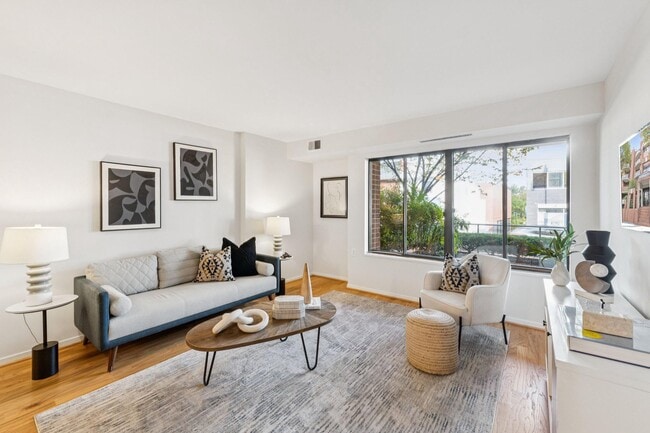 Building Photo - 2320 Wisconsin Ave NW