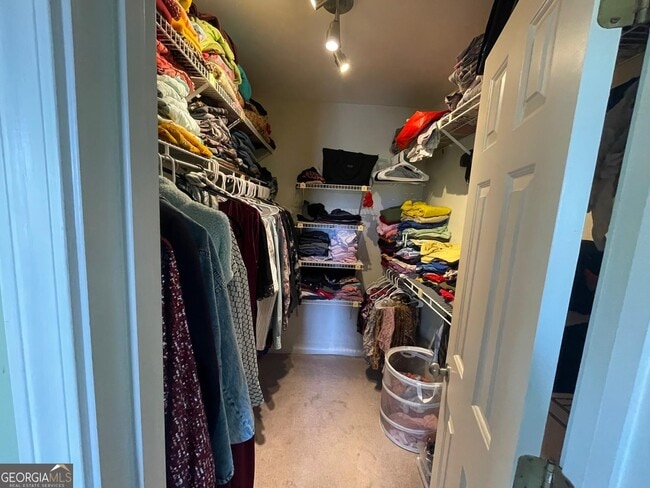 Building Photo - 156 Plantation Trce