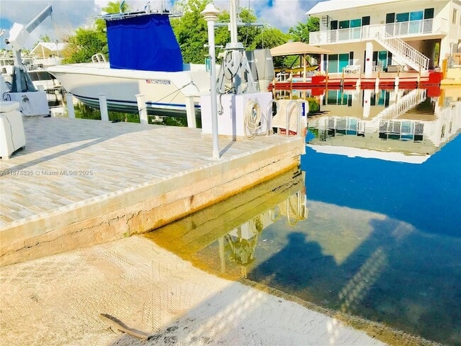 Building Photo - 30 Jean La Fitte Dr