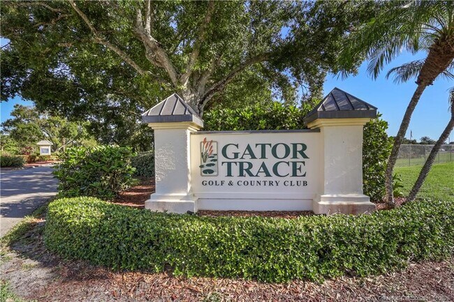 Building Photo - 4215 Gator Trace Ave