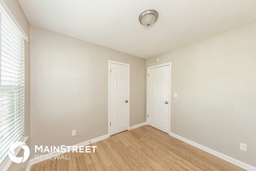 Building Photo - 2491 Vera Cruz Dr