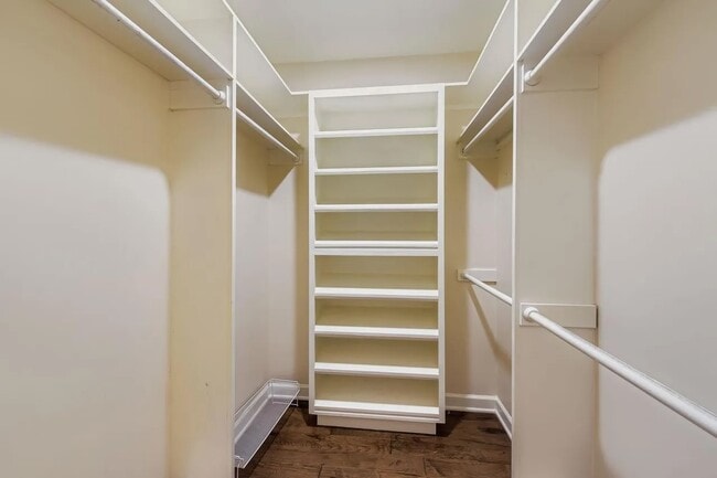 Building Photo - 3605 Fawn Creek Path