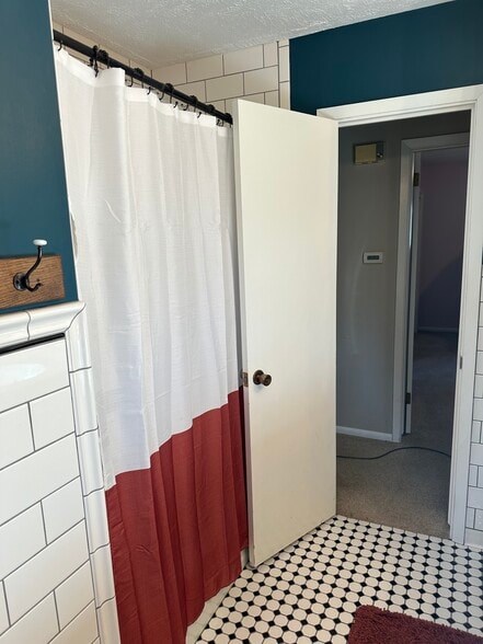 Building Photo - 1009 Ann Ave