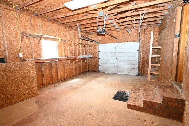 Building Photo - 140 Barrett's Way