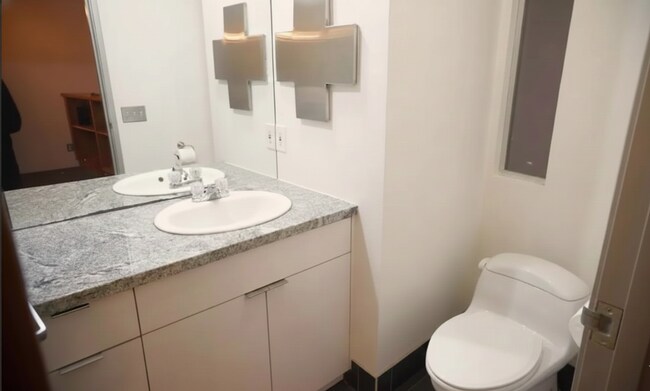 Building Photo - East Village 1BD Two Story Loft!!