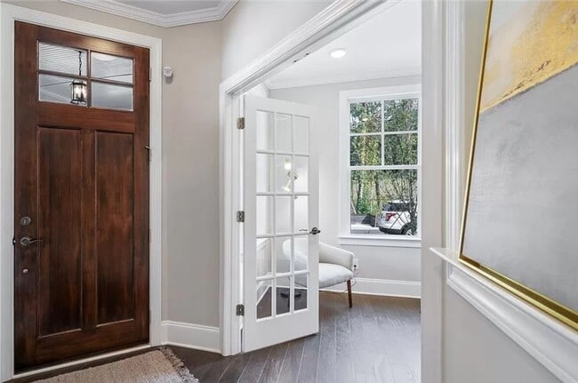 Building Photo - 973 Rittenhouse Way SE