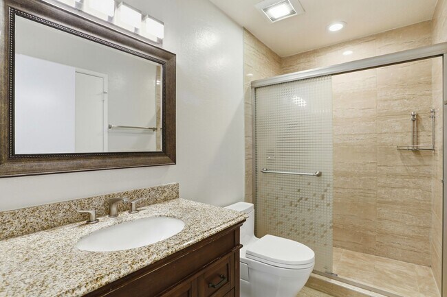 Building Photo - Renovated Los Gatos Townhome