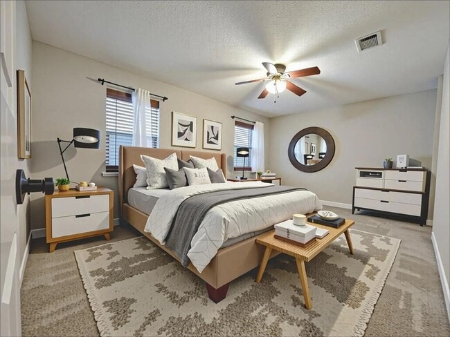 Building Photo - 1045 Claire Dr