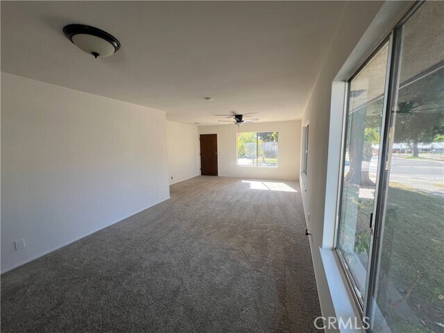 Building Photo - 354 N Vista Bonita Ave