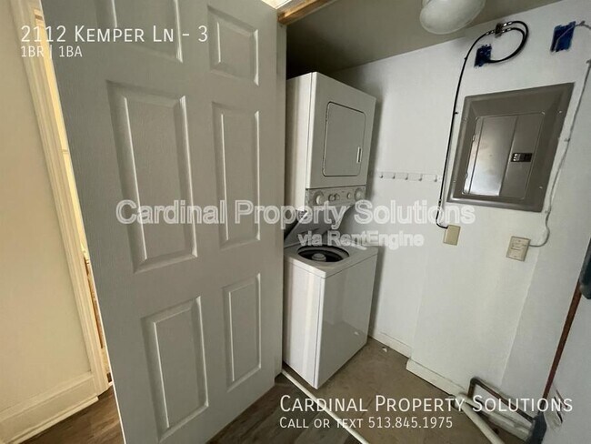 Building Photo - 2114 Kemper Ln