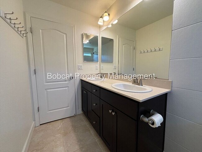 Building Photo - 6515 Copper Mountain Dr
