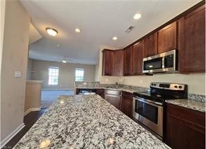 Building Photo - 279 Tigerlilly Dr