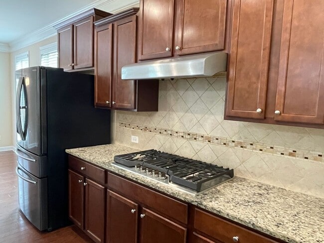 Building Photo - Large, Beautiful Home in Berkeley Hills Estate