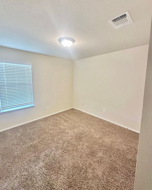 Building Photo - Beautiful 4 Bed Home in Copperas Cove! AVAILABLE SOON !