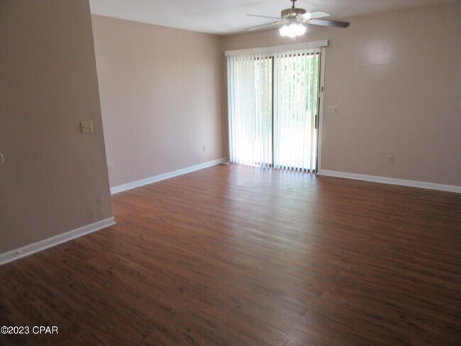 Building Photo - 5414 Manzonita Dr