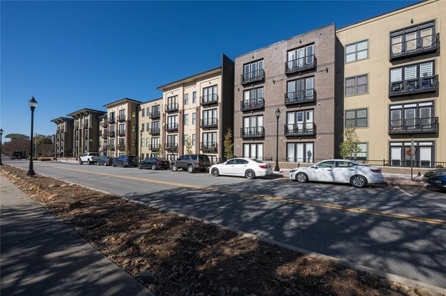 Building Photo - 5300 Peachtree Blvd