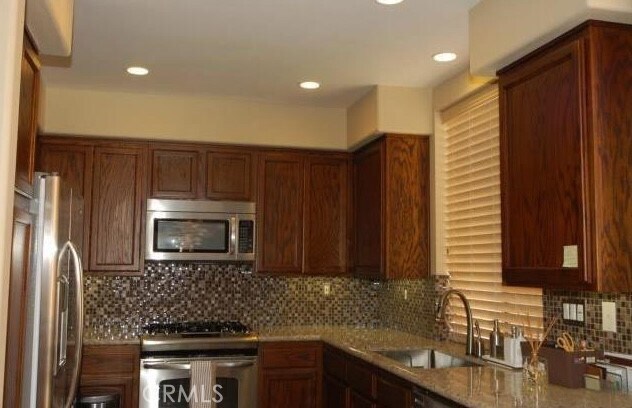 Building Photo - 12 Marsala