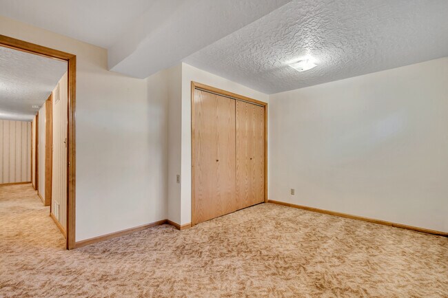 Building Photo - 8131 Viscounti Dr