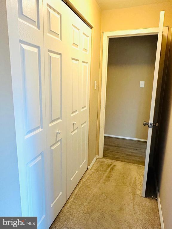 Building Photo - 11401 Commonwealth Dr