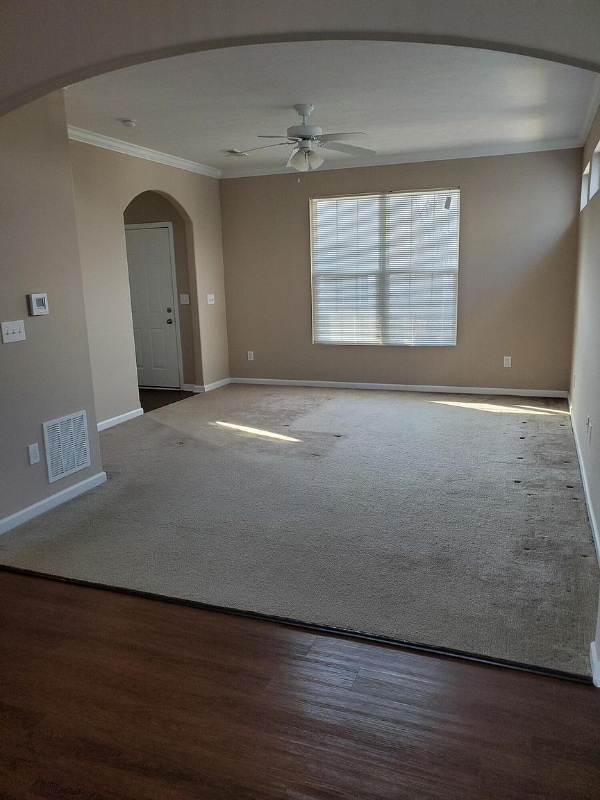 Building Photo - 98 Holly Hock Ln
