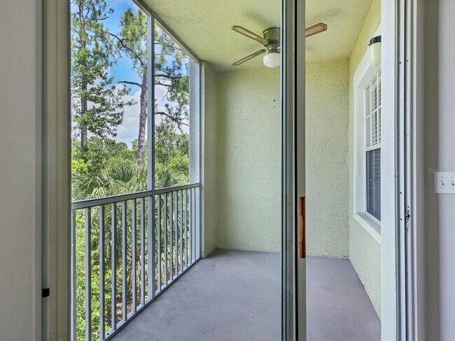 Building Photo - 5551 Bentgrass Dr