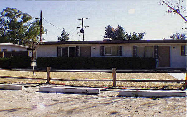 Primary Photo - Montezuma Apartments