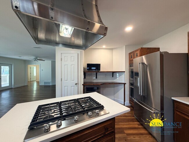 Building Photo - Waterfront 3 Bedroom Home Near E. John Sims Parkway in Niceville!