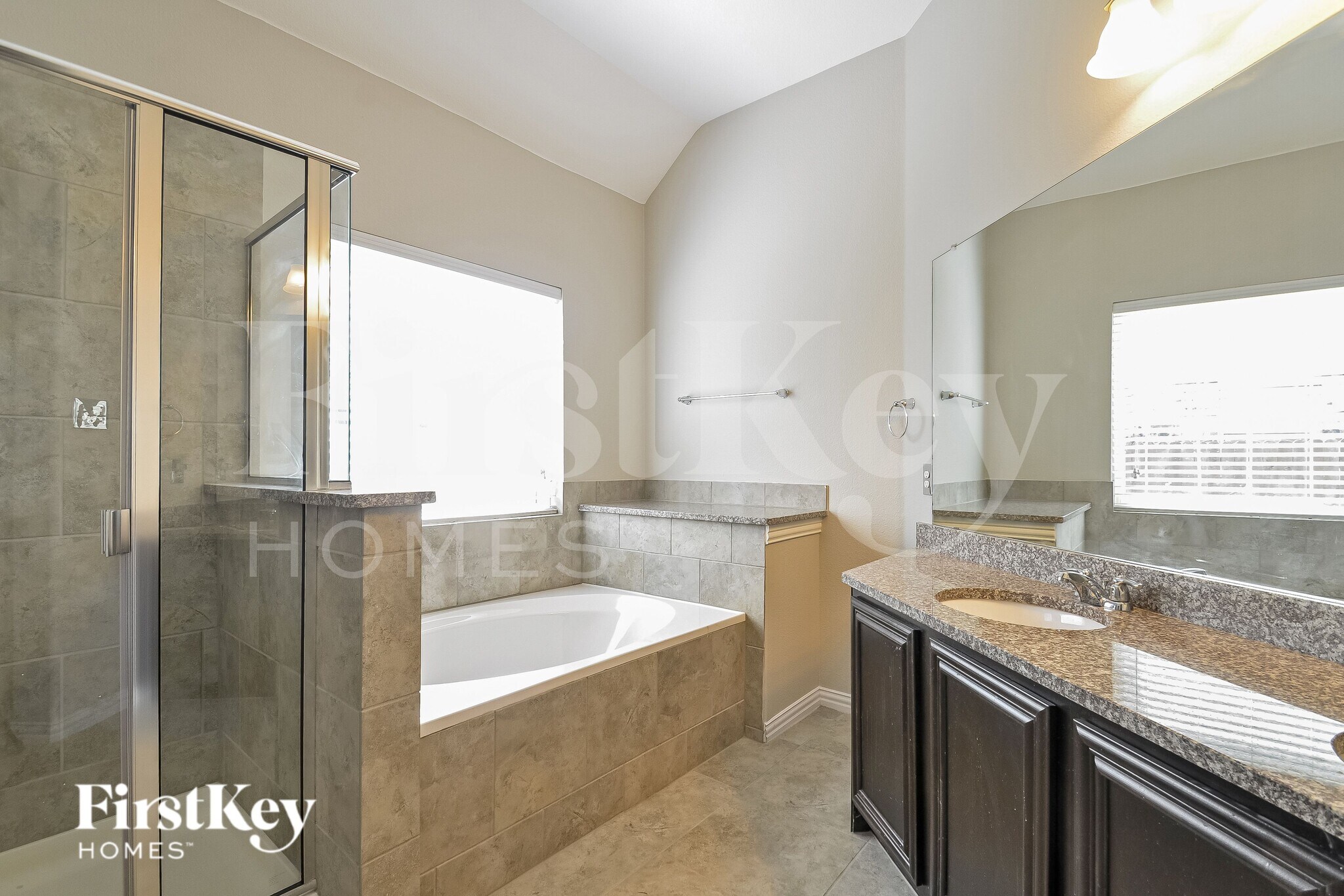 Building Photo - 1413 Heather Ln