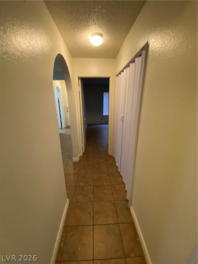 Building Photo - 2200 S Fort Apache Rd