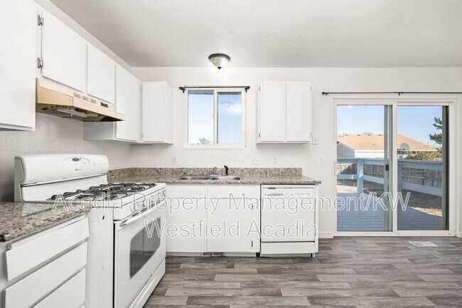 Building Photo - 6585 S 5135 W