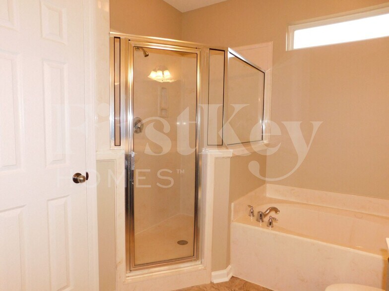 Building Photo - 9279 Windy Meadow Ln