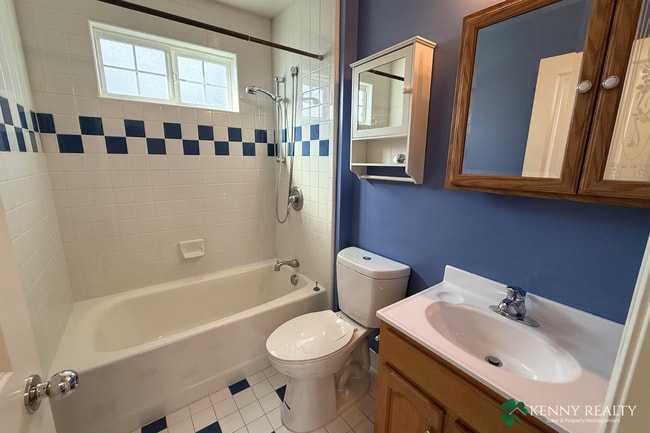 Building Photo - Spacious 3-Bedroom Home in Desirable Neighborhood in South San Francisco