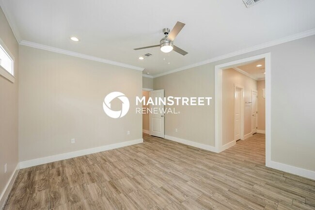 Building Photo - 4 Bedroom Pet-Friendly Home in San Antonio...
