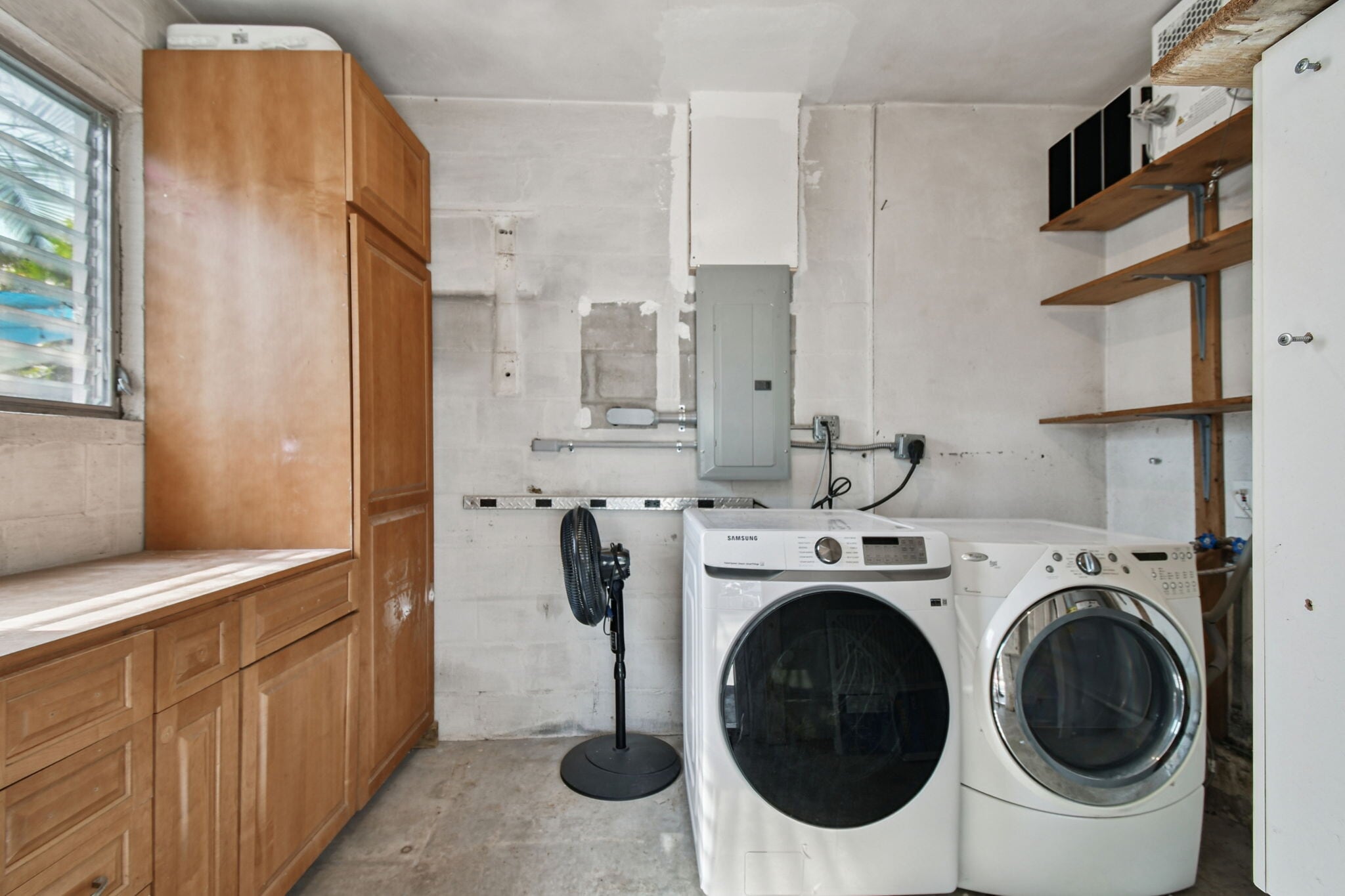 Laundry - 3623 S Lightner Dr