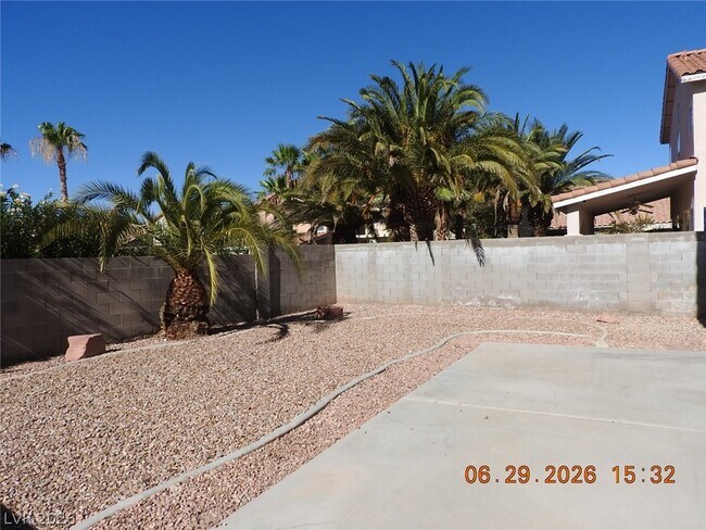 Building Photo - 742 Endicott Ct