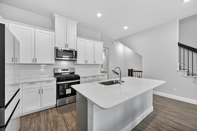 Building Photo - 4164 Kearsage Dr