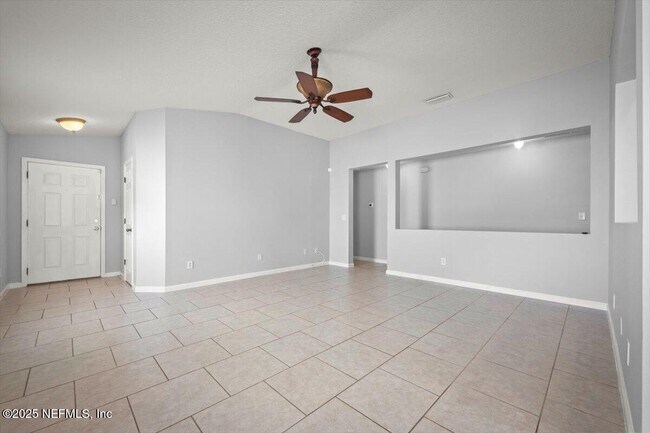 Building Photo - 705 Rembrandt Ave