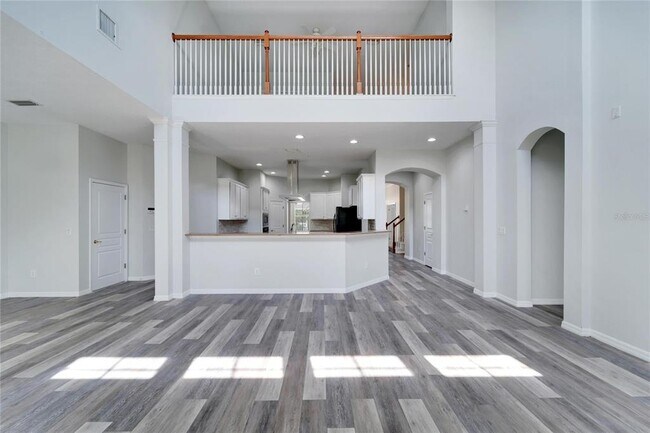 Building Photo - 5604 Skimmer Dr